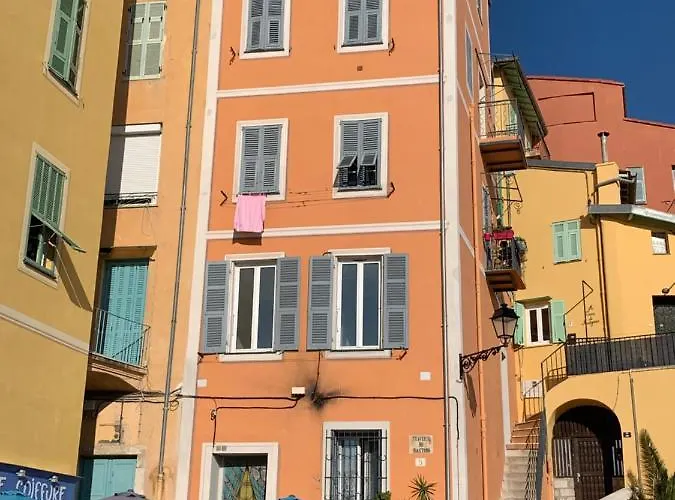 公寓 Lovely - Heart Of Menton, Near The Beach. 芒通